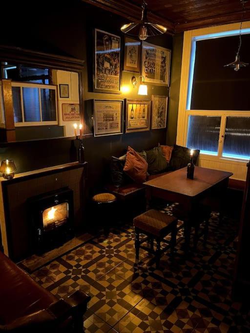 Tw O Connell Old World Irish Pub Villa Cahersiveen Eksteriør bilde